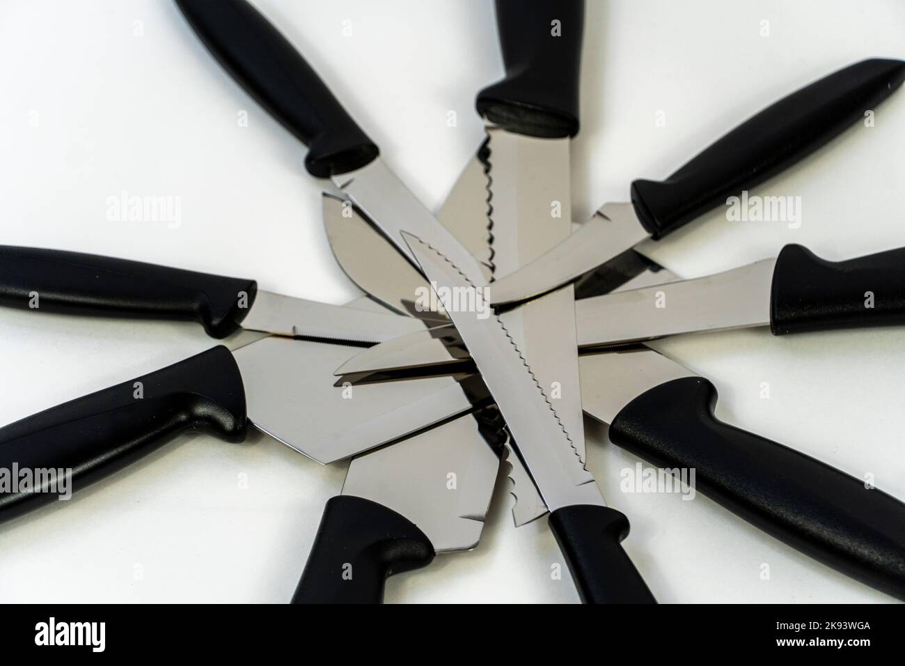 coltelli da cucina in acciaio, isolati su bianco, coltelli da cucina in metallo, messico Foto Stock