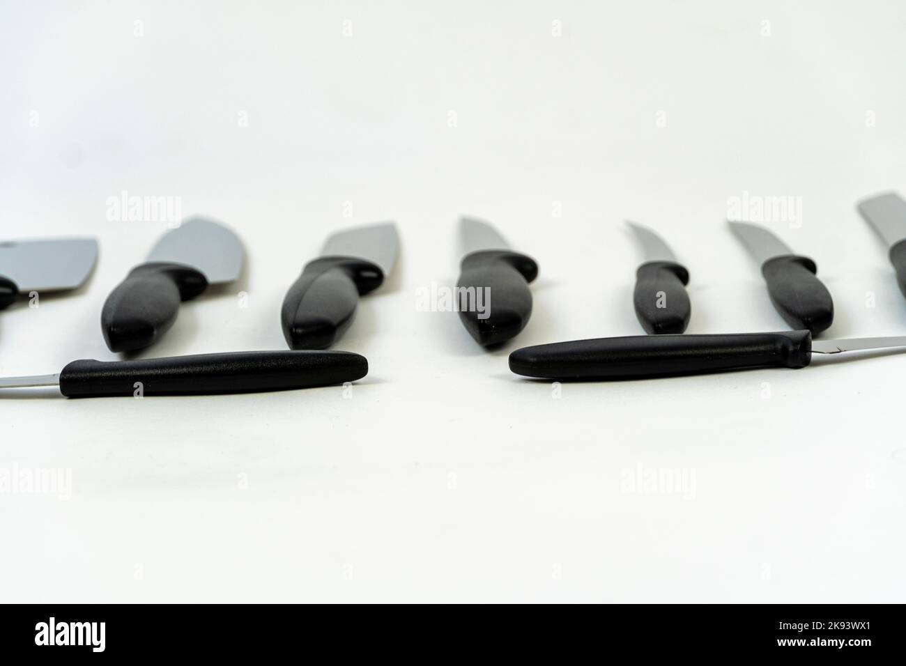 coltello in metallo e nero, coltello in acciaio affilato con manico in plastica, guadalajara Foto Stock