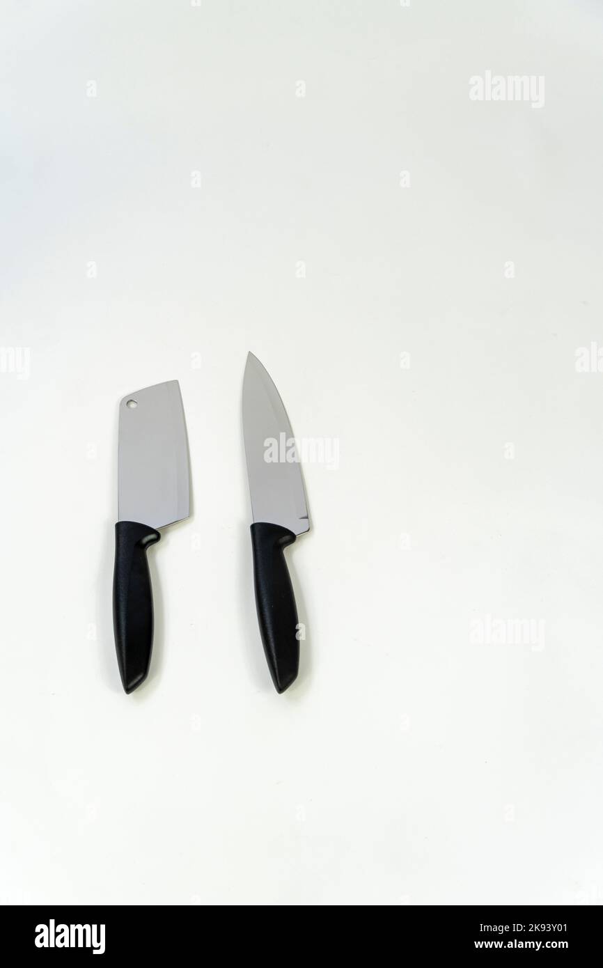 coltelli da cucina in acciaio, isolati su bianco, coltelli da cucina in metallo, messico Foto Stock