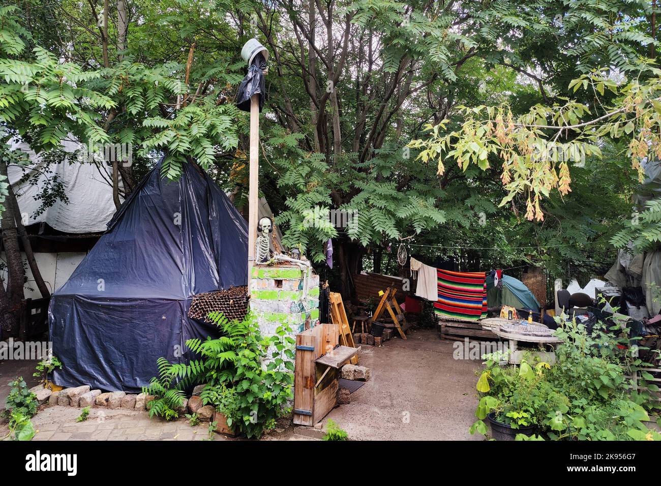 Scenario al Paula-Thiede-Ufer sul fiume Sprea, Berlino-Mitte, Germania, Berlino Foto Stock