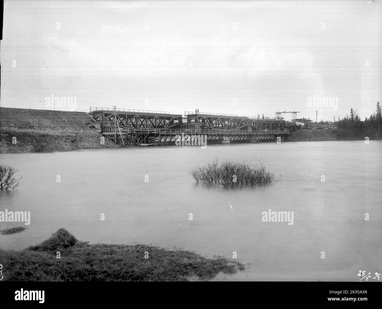 Ponte sul fiume Tångböle (Indalsälven) Foto Stock