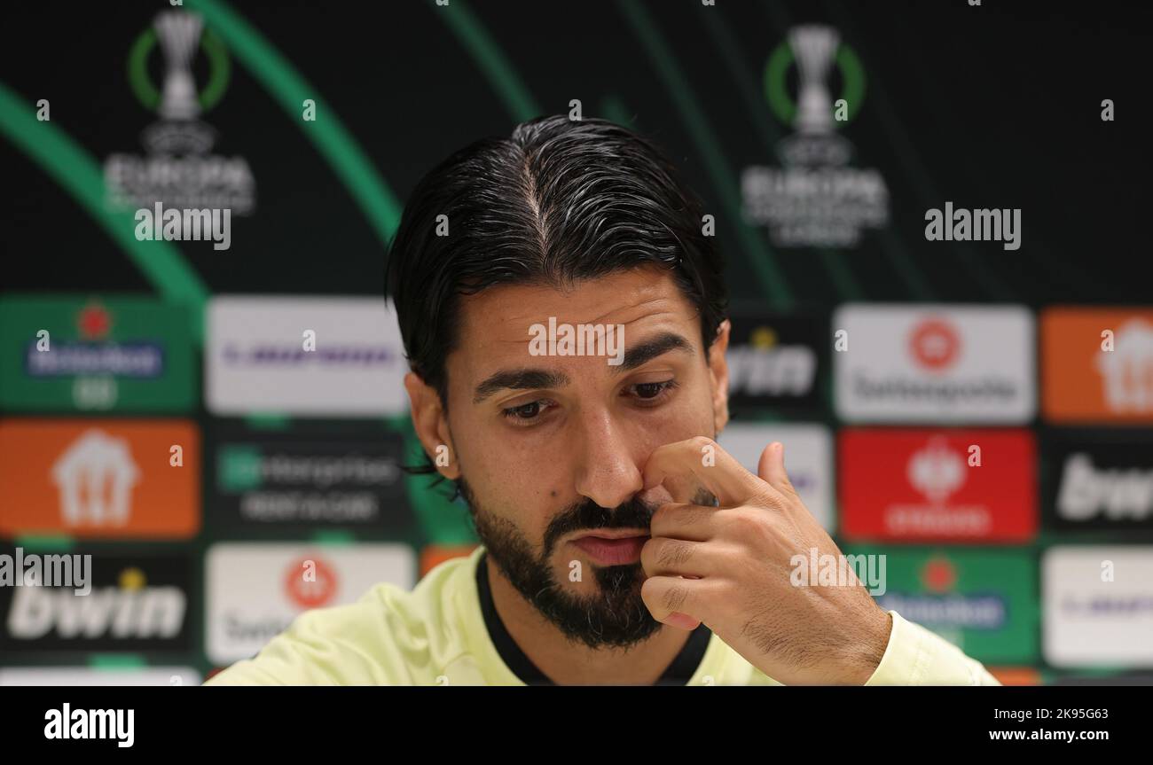 Lior Refaelov di Anderlecht, nella foto di una conferenza stampa della squadra di calcio belga RSC Anderlecht, mercoledì 26 ottobre 2022 a Bruxelles, Belgio. Domani il RSCA giocherà il club rumeno FCSB nel quinto giorno del concorso UEFA Conference League, nel gruppo B. BELGA PHOTO VIRGINIE LEFOUR Foto Stock