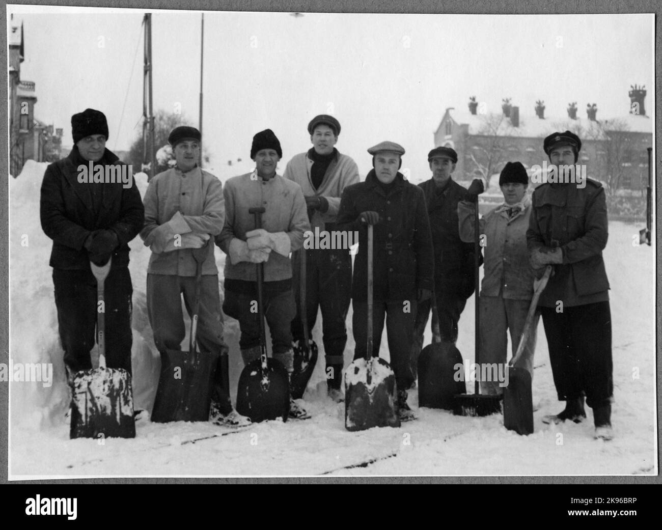 Personale del reparto macchine pronto per la neve. Foto Stock
