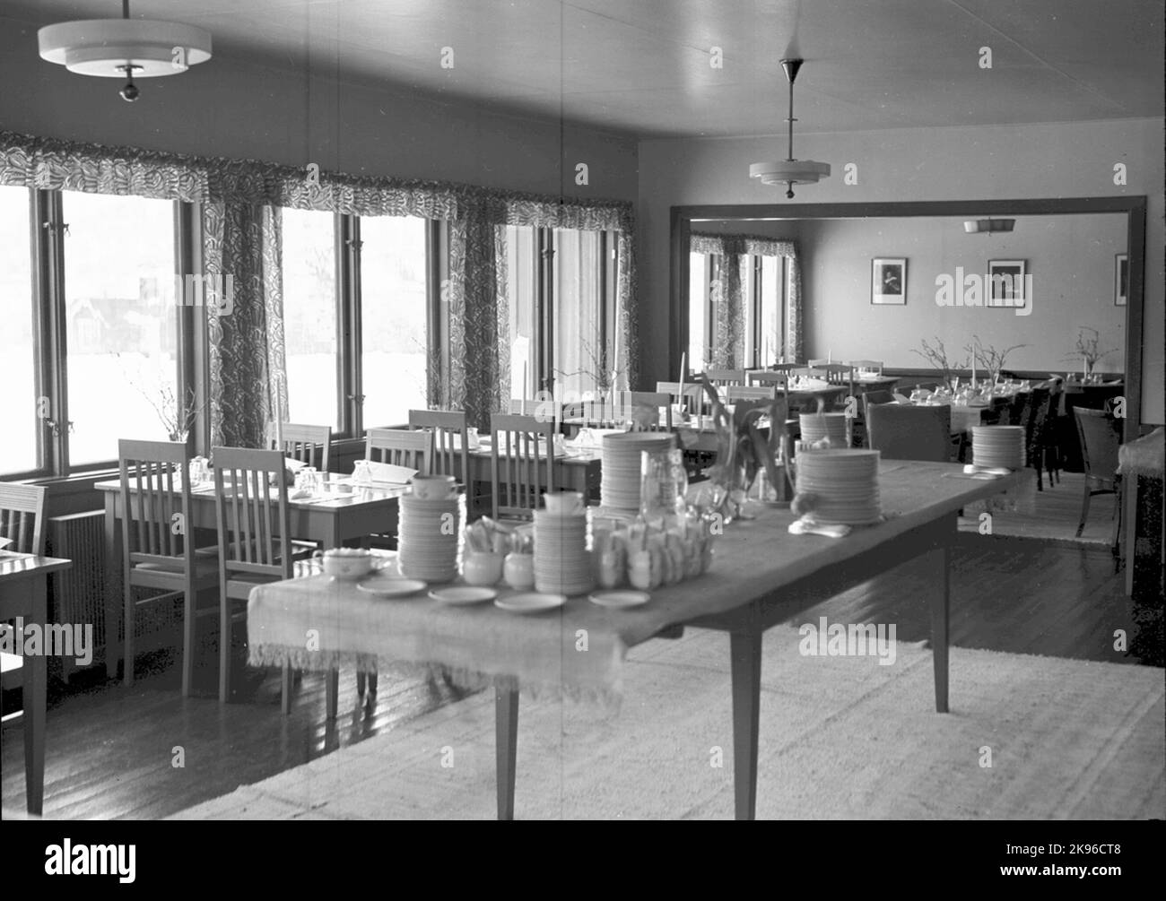 La sala da pranzo di Gammelgården, casa vacanze a Björkliden appartenente alla Swedish Railways Holiday Home Association. Foto Stock