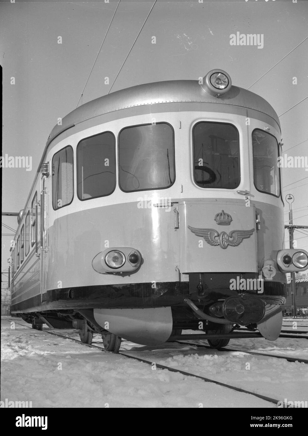 Ferrovie statali, SJ YCO6. Auto a motore con cestello in acciaio. I primi veicoli sono stati depositati nel traffico regolare nel giugno 1953. Foto Stock