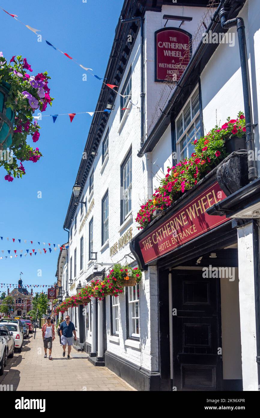 J D Wetherspoon The Catherine Wheel Pub, Hart Street, Henley-on-Thames, Oxfordshire, Inghilterra, Regno Unito Foto Stock