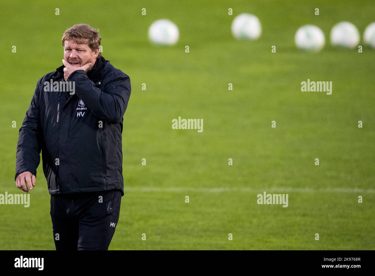 Dublino, Irlanda, 26/10/2022, Hein Vanhaezebrouck, allenatore capo di Gent, raffigurato nel corso di un allenamento della squadra di calcio belga KAA Gent, mercoledì 26 ottobre 2022 a Dublino, Irlanda, in preparazione del gioco di domani contro la squadra irlandese Shamrock Rovers, il giorno cinque della tappa di gruppo della UEFA Europa Conference League. FOTO DI BELGA JASPER JACOBS Foto Stock