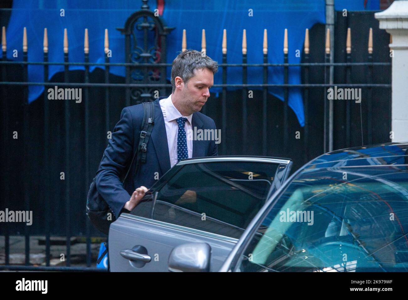Londra, Inghilterra, Regno Unito. 24th Ott 2022. Il consigliere di Rishi Sunak, LIAM BOOTH-SMITH, è stato visto al CCHQ. (Credit Image: © Tayfun Salci/ZUMA Press Wire) Foto Stock