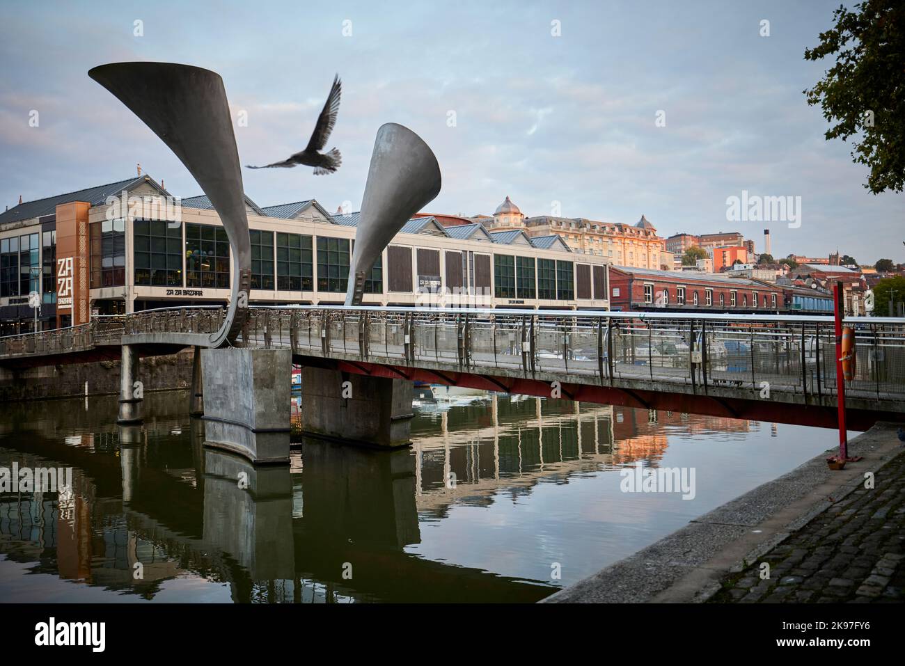 Bristol centro città, Pero's Bridge porto di Bristol City Docks Foto Stock