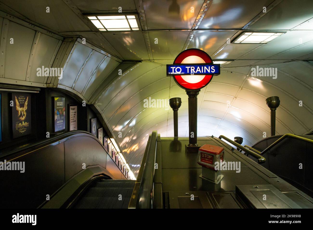 Stazione della metropolitana Swiss Cottage Foto Stock