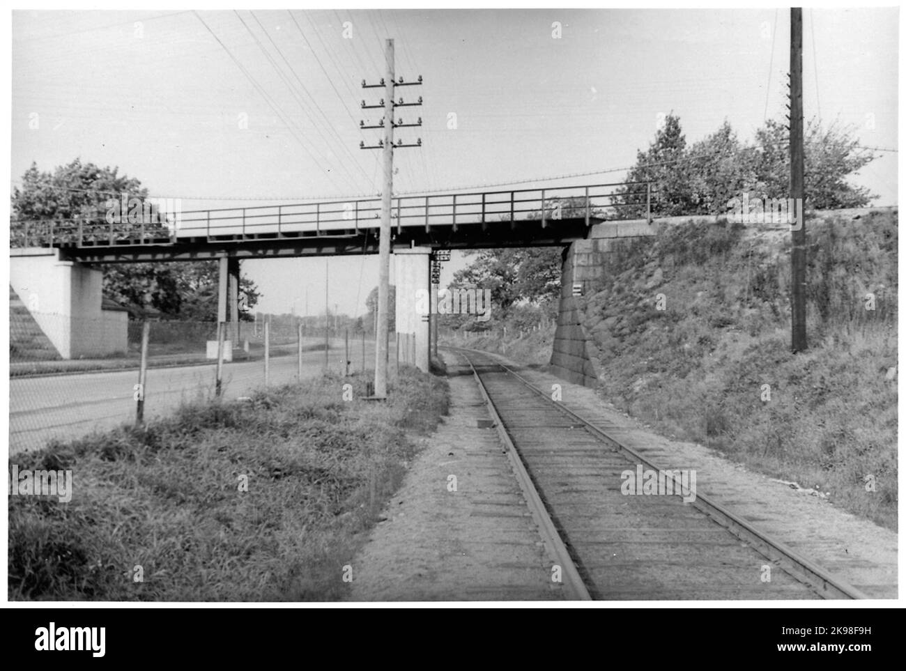 Ponte sulla rotaia. Foto Stock