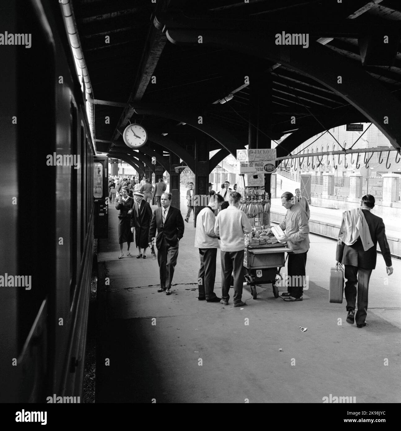 Vendita auto Perrong, pista 3. Foto Stock