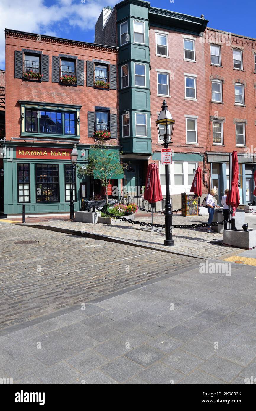 Boston, Massachusetts, Stati Uniti. North Square a Boston, in zona North End. Il quartiere prevalentemente italo-americano è il più antico della città. Foto Stock