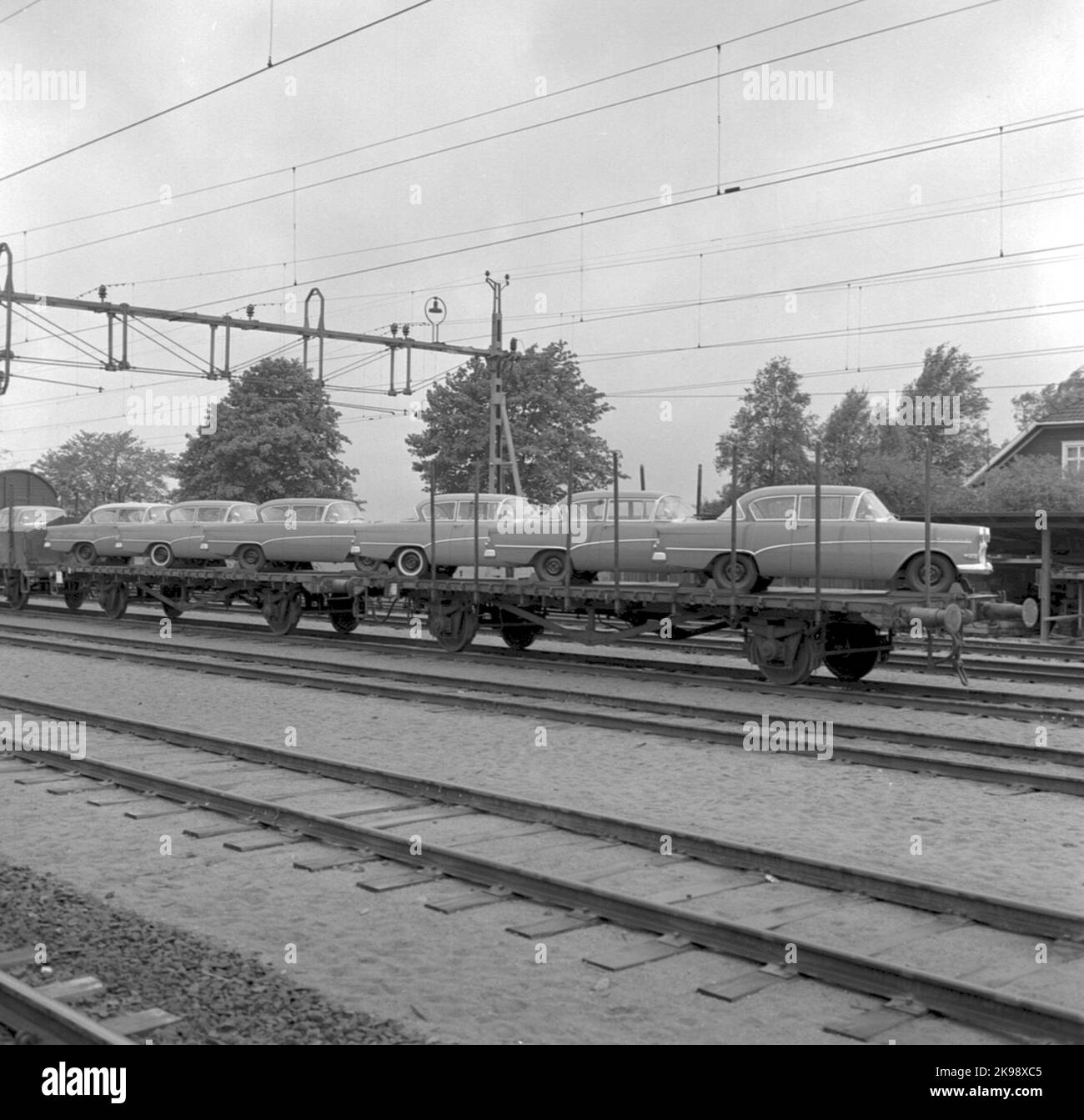 State Railways, SJ posta carico caricato con automobili Foto Stock