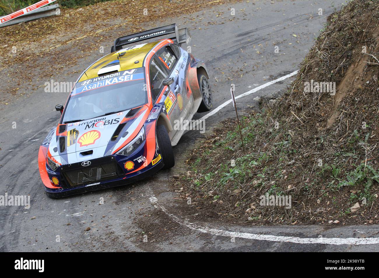 Barcellona, Spagna, 23. Ottobre 2022; Ott Tanak di Hyundai e Martin Jarveoja, HYUNDAI World Rally Team Hyundai i20 N Rally1, Credit: SPP Sport Press Photo. /Alamy Live News Foto Stock