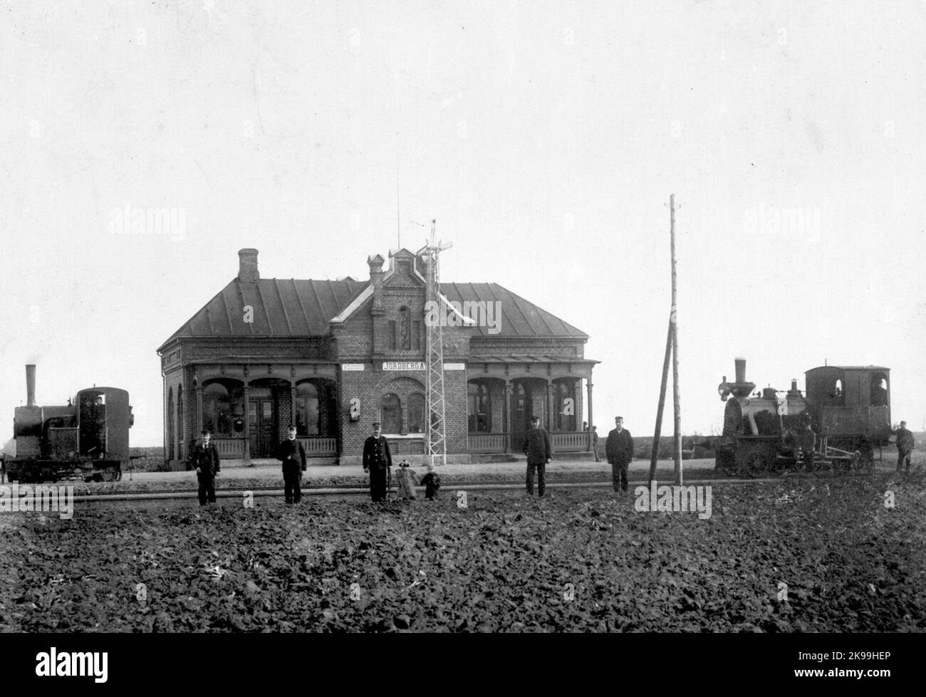 Böinge - ferrovia di Östratorp, curva, stazione ferroviaria di Jordberga. GUARDATE SULLA SINISTRA costruita nel 1890 a Motorboggie da Ångvagn Noh 1884 Lok 3. Alla curva a destra n. 2 'Smyge' Hannover 1887. Foto Stock