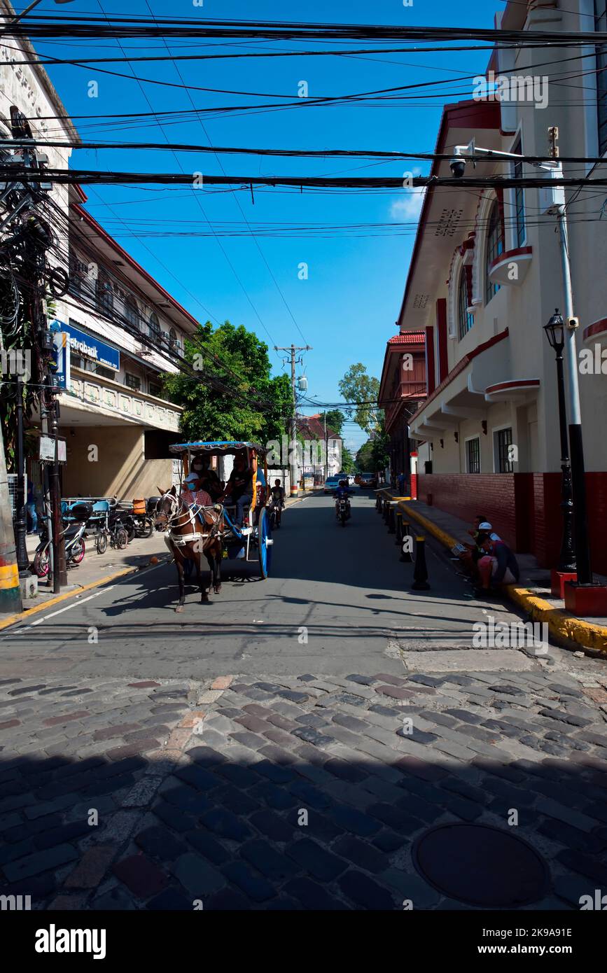 The History of Manila's Walled City of Intramuros, Manila, Filippine, 15 luglio 2022, Intorno alla città vecchia di Manila al giorno. Foto Stock