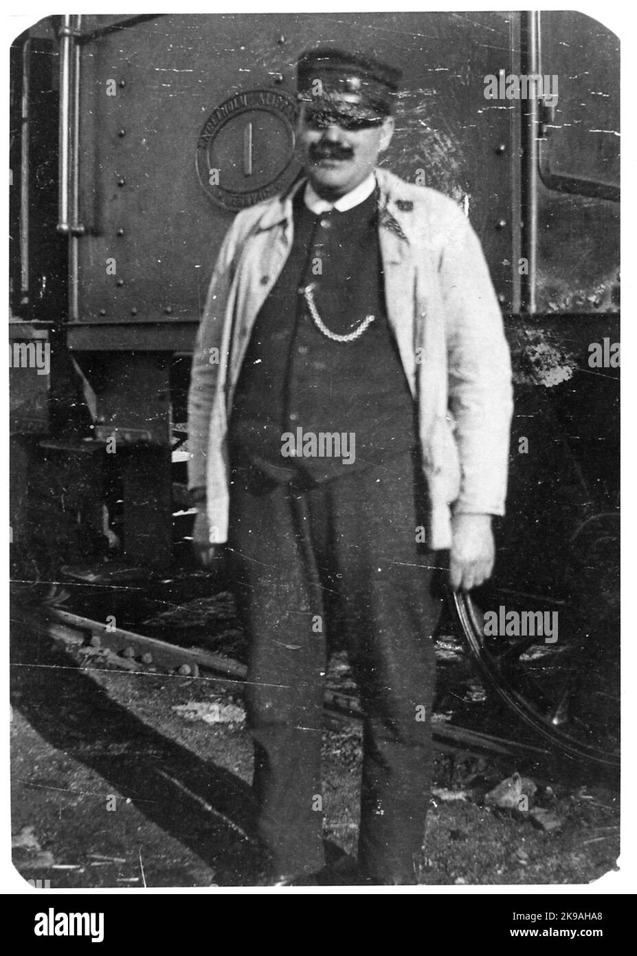 Jöns Larsson. Autista LOK di fronte a Ängelholm - Klippans Railway, Ekj Lok 1. Foto Stock