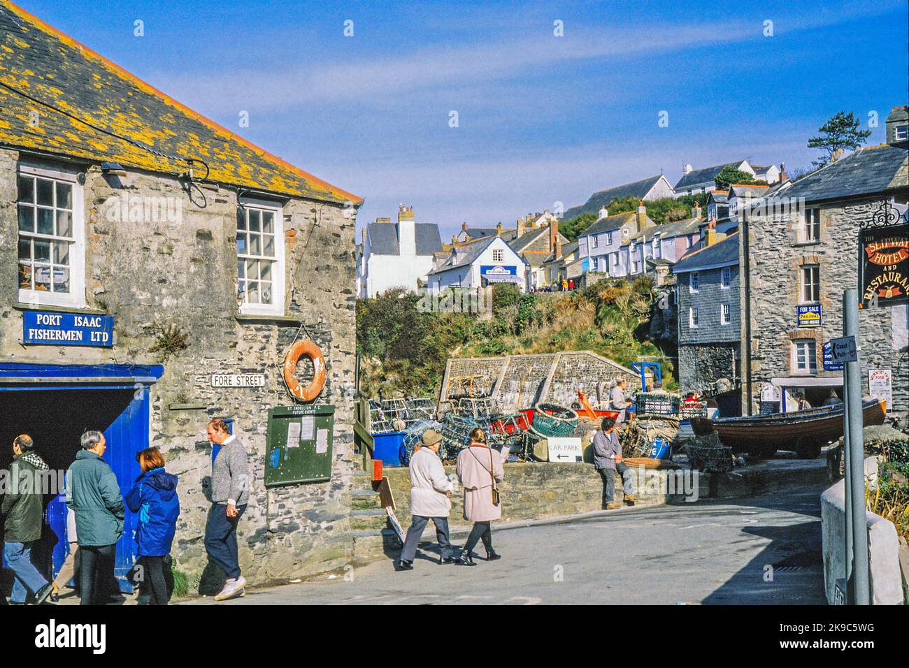 Port Issac Harbour 80, Cornovaglia, Inghilterra, Regno Unito periodo fotografia industria della pesca Foto Stock