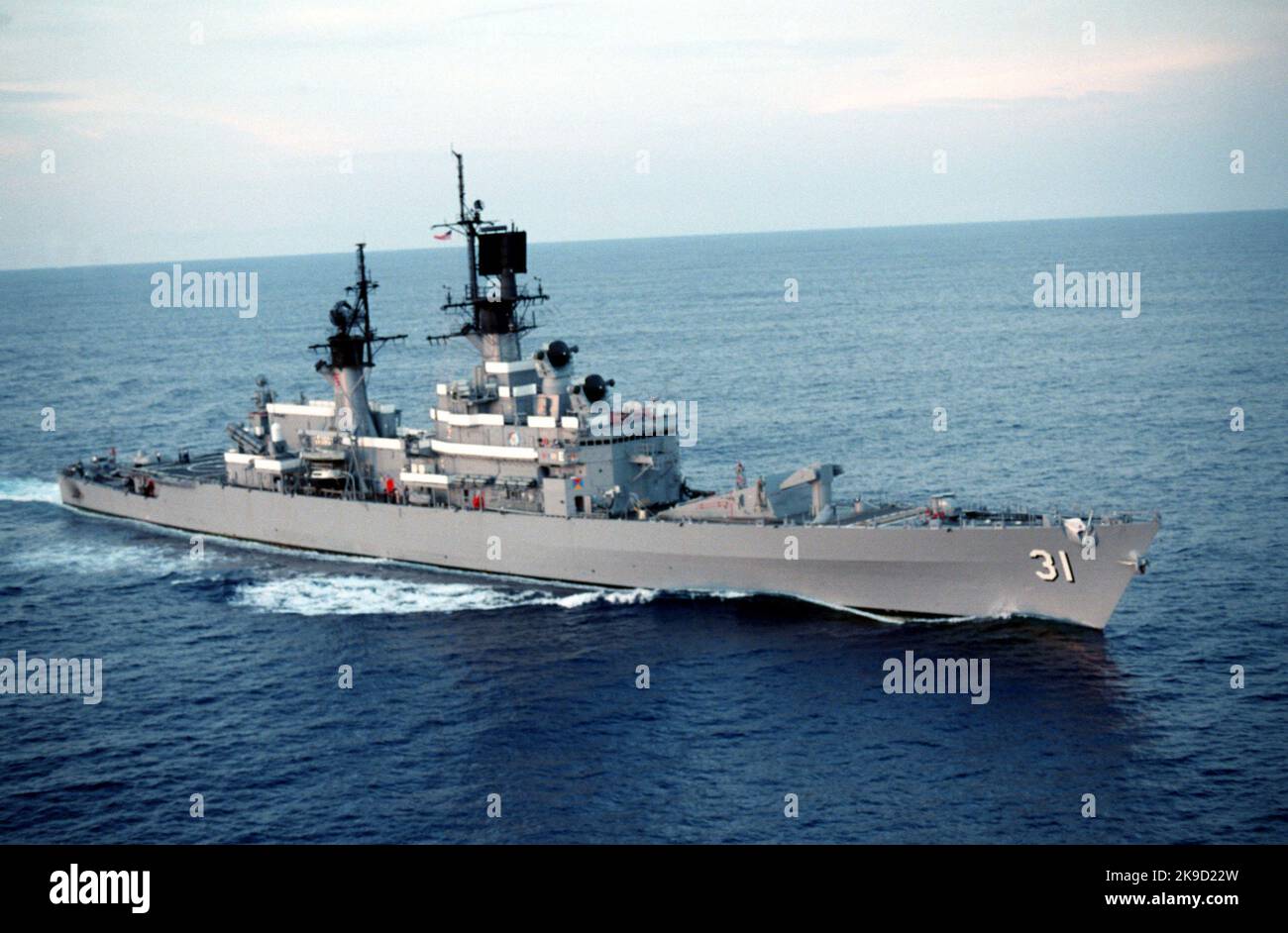 Incrociatore missilistico guidato USS Sterett (CG 31) USS Sterett CG-31 U.S. Navy USS Sterett (DLG/CG-31) leader / incrociatore Belknap. Foto Stock
