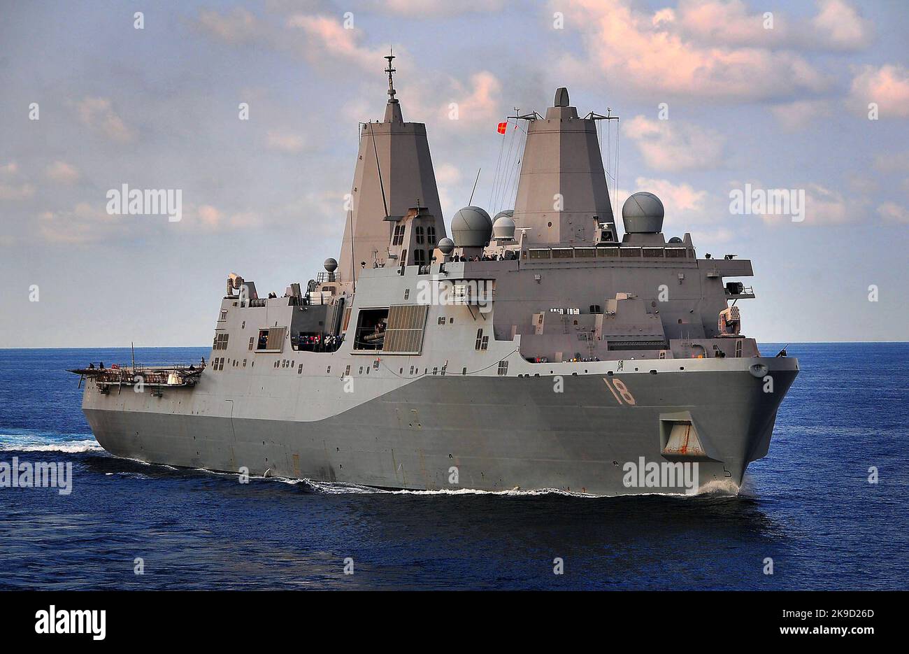 Nave portuale anfibio USS New Orleans (LPD 18) U.S. Navy Foto Stock