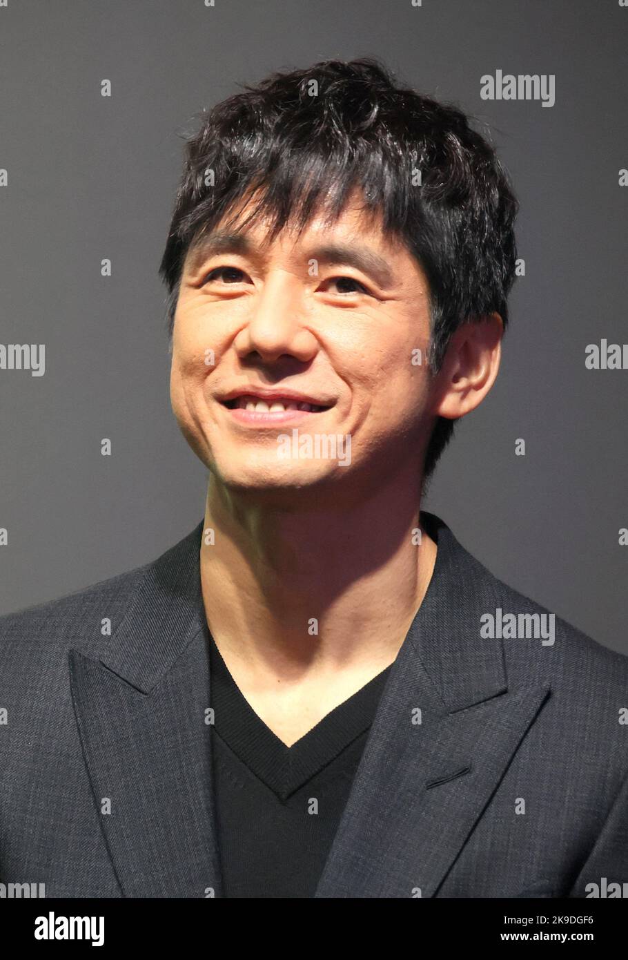 Tokyo, Giappone. 27th Ott 2022. L'attore giapponese Hidetoshi Nishijima parla mentre assiste ad una presentazione della nuova cinghia di trasformazione ha valutato 44.000 yen prodotta dal produttore giapponese di giocattoli Bandai a Tokyo il giovedì 27 ottobre 2022. Nishijima si esibisce in un film web 'Kamen Rider Black Sun' che sarà distribuito da ottobre 28. Credit: Yoshio Tsunoda/AFLO/Alamy Live News Foto Stock