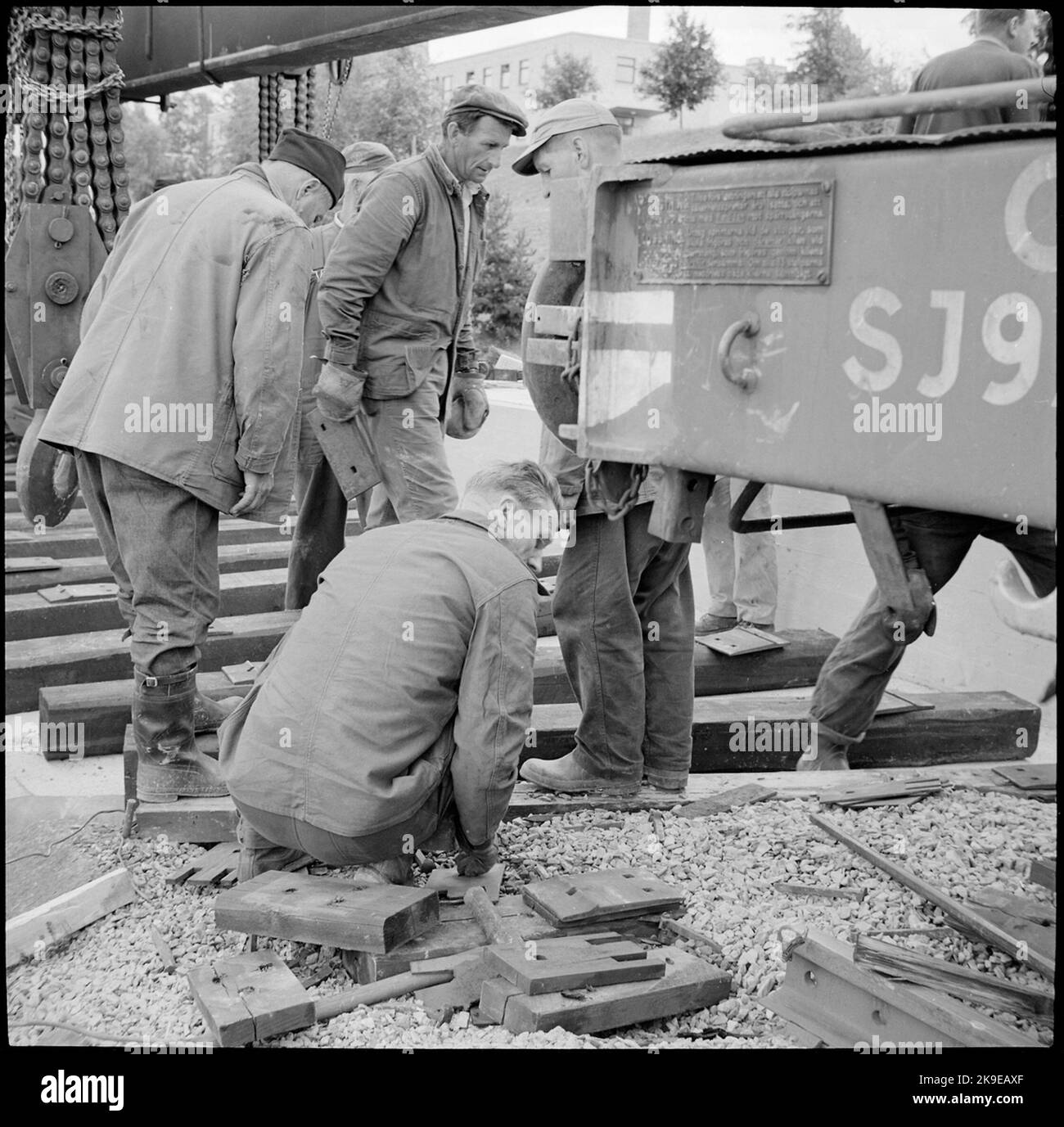 La sovrastruttura viene modificata sul viadotto di Rödsta, sulla rotta tra Sollefetå e Långsele. Foto Stock