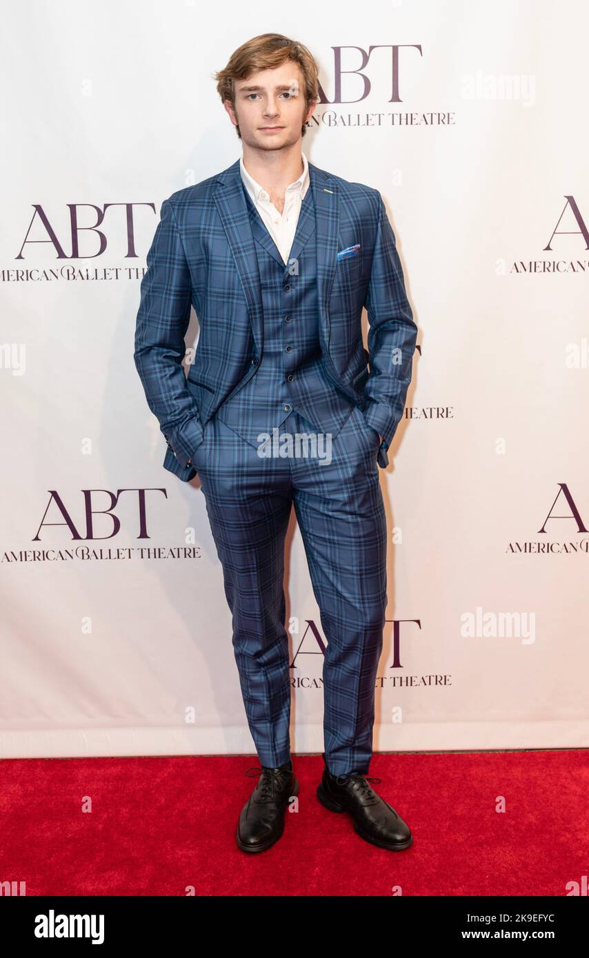 Aran Bell partecipa all'American Ballet Theatre Fall Gala al David Koch Theatre al Lincoln Center il 27 ottobre 2022 Foto Stock