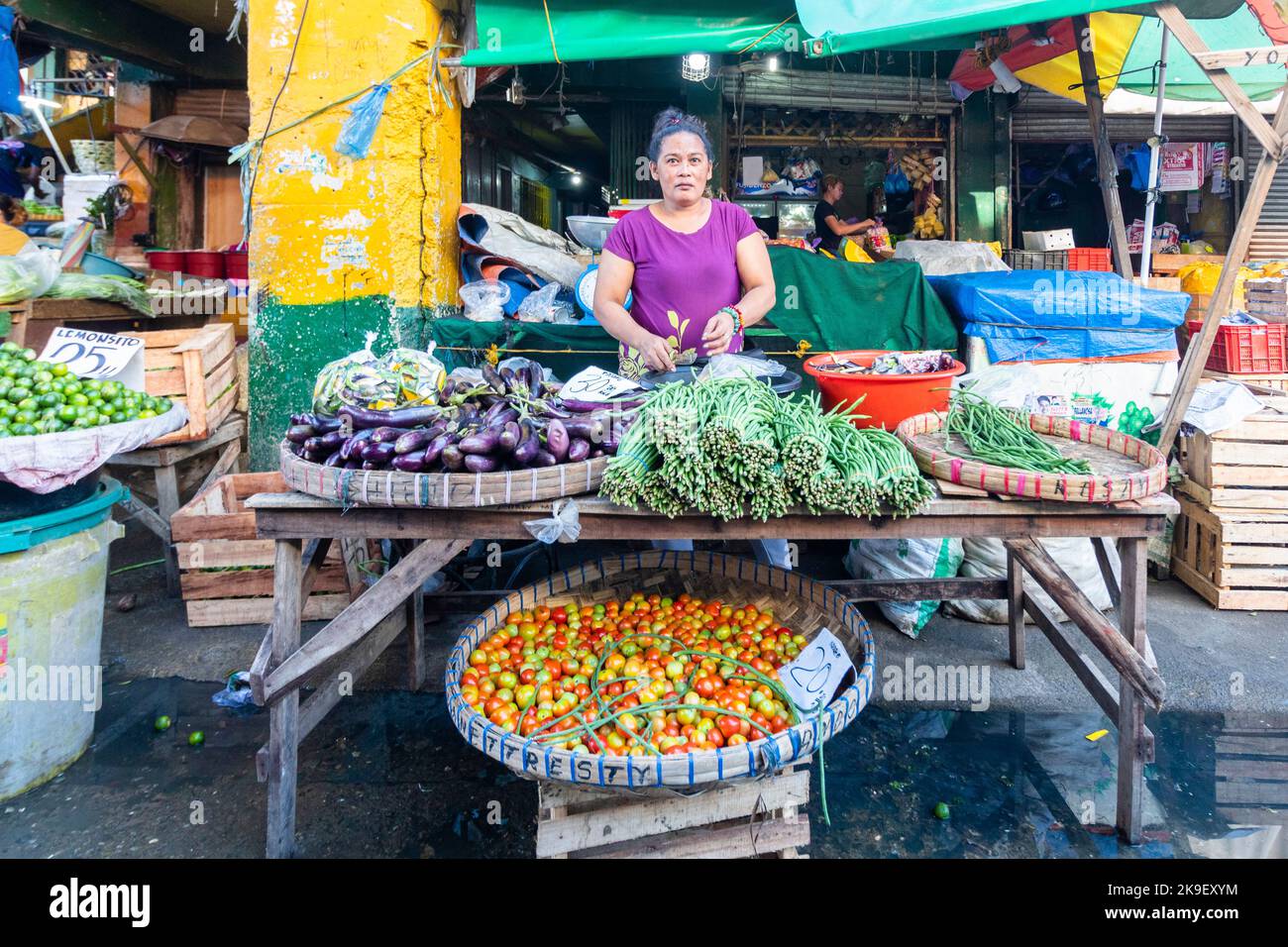 Un mercato di verdure filippino a Cebu City, Filippine Foto Stock