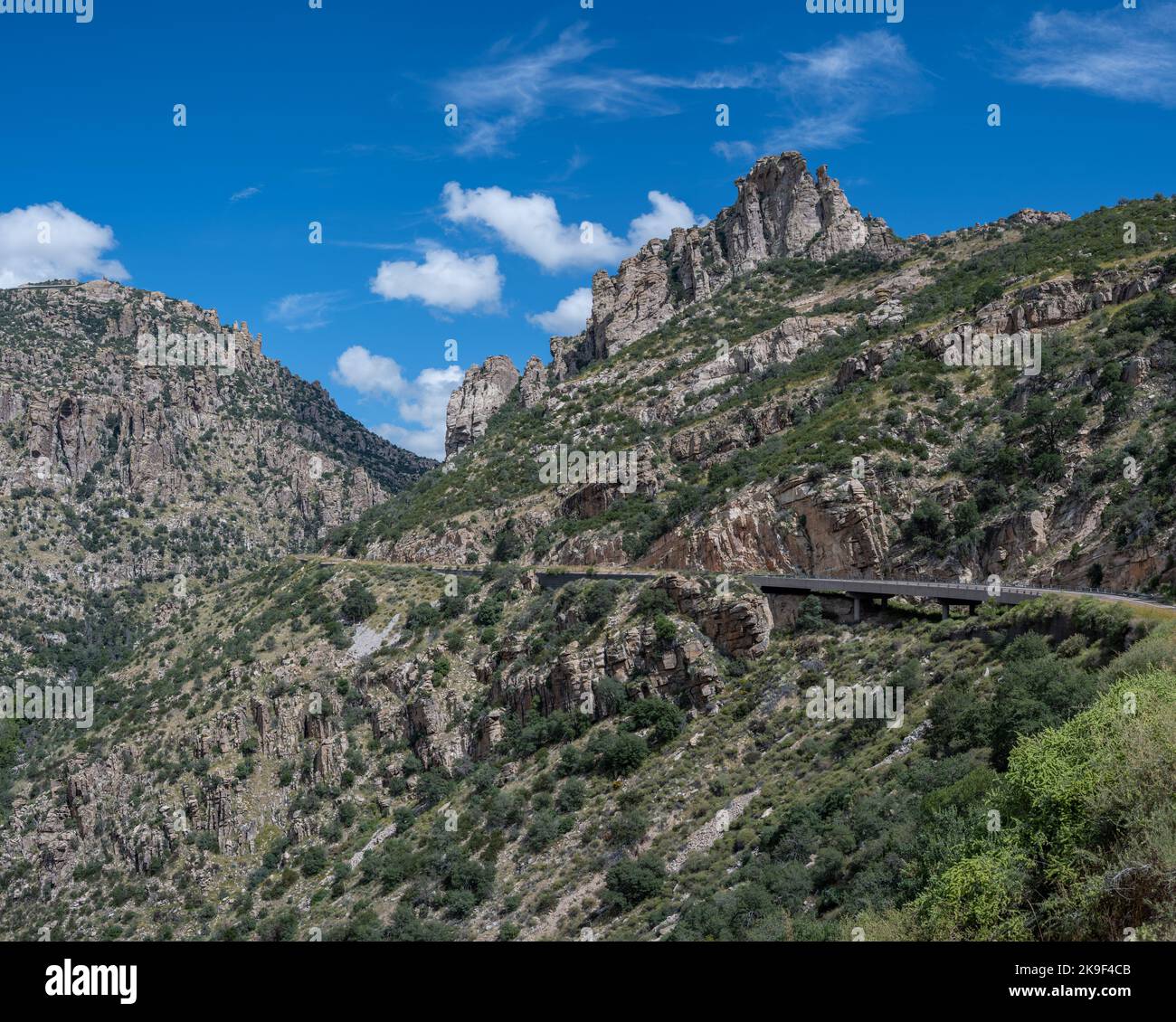 L'autostrada Mount Lemmon nelle montagne Catalina Foto Stock