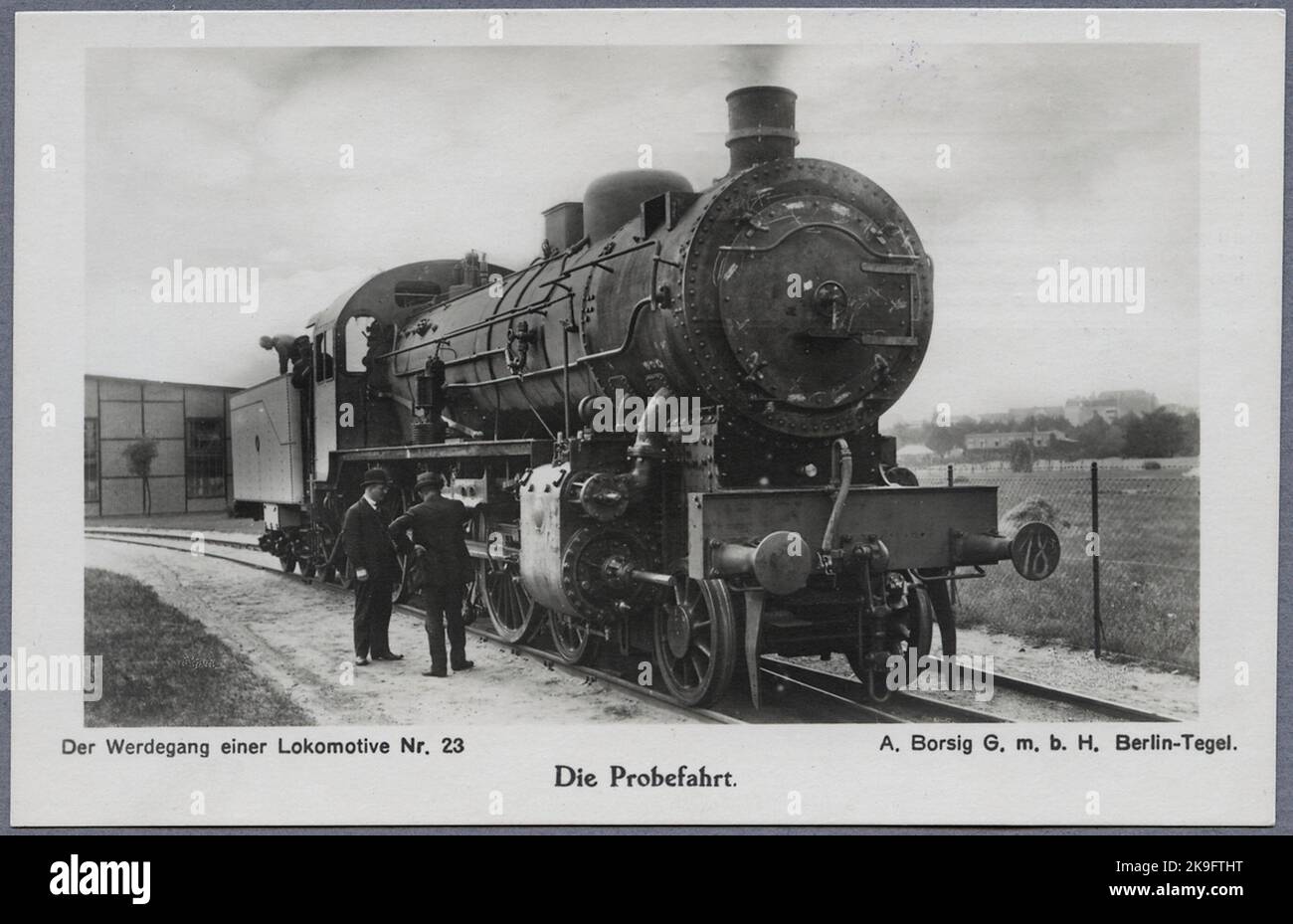 GUARDA la produzione A Borsig, Berlino. La locomotiva finita è pronta per una prova. Foto Stock