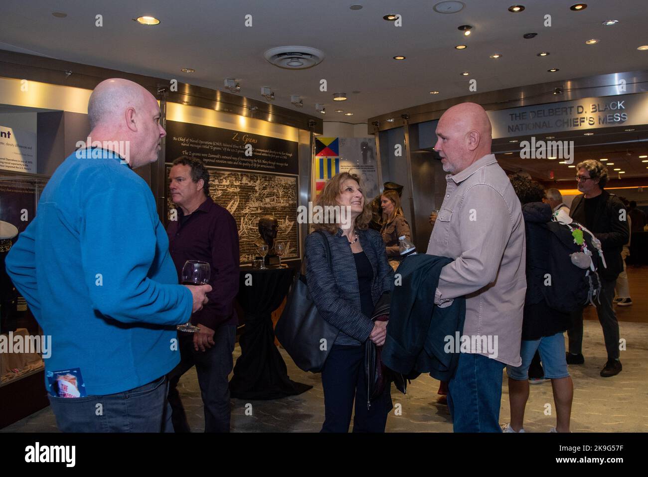 Washington, Stati Uniti d'America. 27th Ott 2022. Steve Schmidt, co-fondatore del Lincoln Project, parla con gli ospiti della proiezione DC delle docuseries di Showtime "THE LINCOLN PROJECT" presso il Navy Memorial di Washington, DC, il 27th ottobre 2022. (Foto di Kris Connor/Sipa USA) Credit: Sipa USA/Alamy Live News Foto Stock