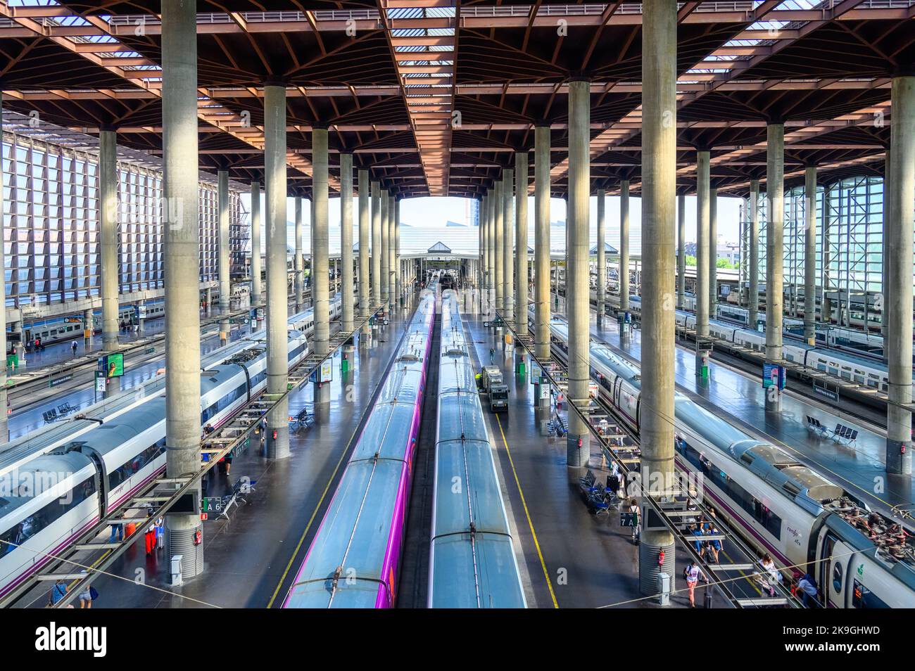 La stazione ferroviaria di Atocha di Madrid in Spagna Foto Stock