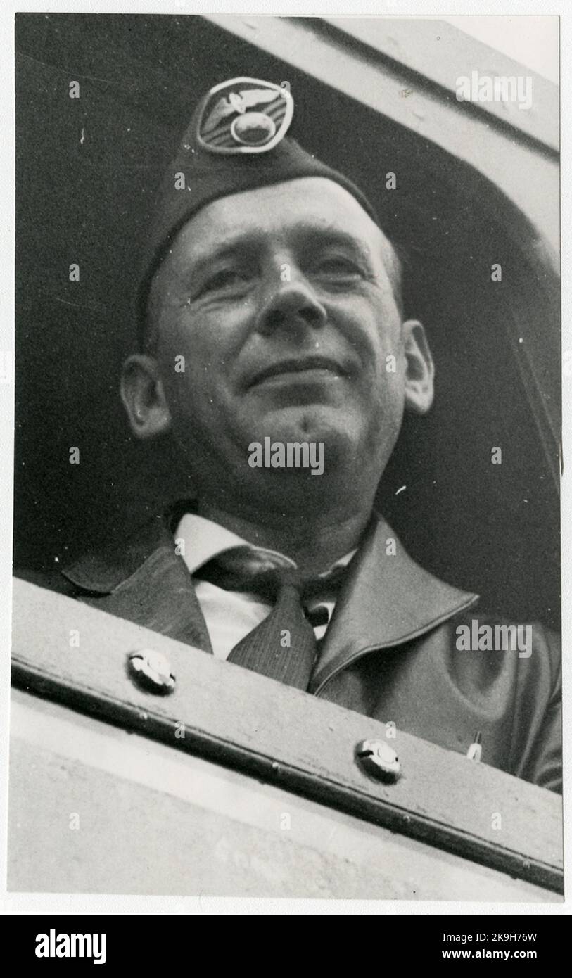 Uomo con Trafikaktiebolaget Grängesbergoxelösund Ferrovie, uniforme TGOJ. Foto Stock