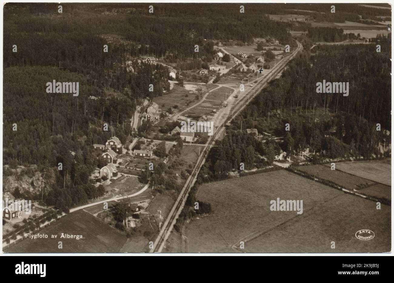 Vista di Ålberga con la ferrovia centrale. Foto Stock