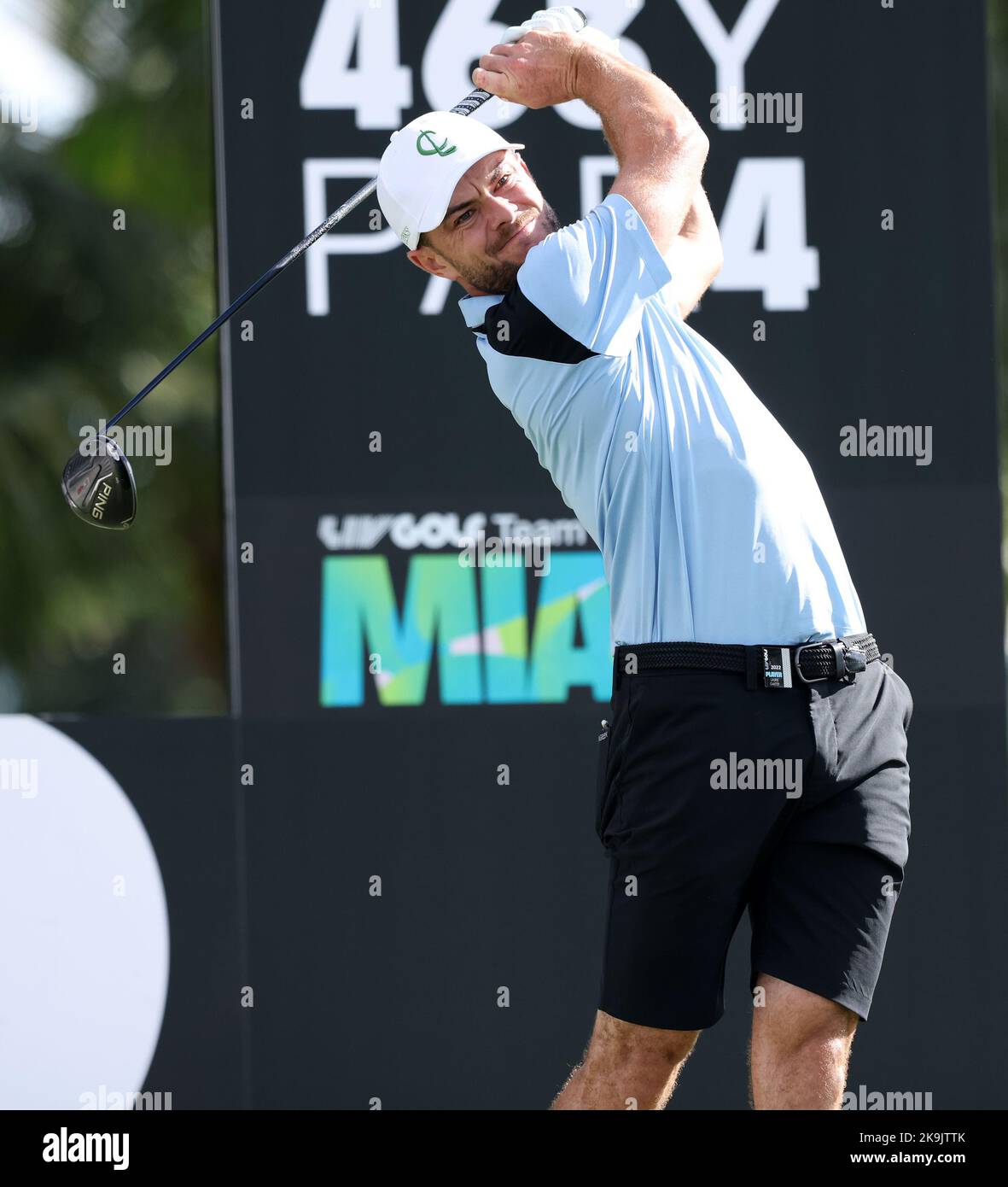 Miami, Stati Uniti. 28th Ott 2022. DORAL, FL - 28 OTTOBRE: Laurie Canter of Cleeks GC tee off sulla seconda buca durante le quarti di finale della LIV Golf Invitational - Miami al Trump National Doral Miami il 28 ottobre 2022 a Doral, Florida. (Foto di Alberto E. Tamargo/Sipa USA) Credit: Sipa USA/Alamy Live News Foto Stock