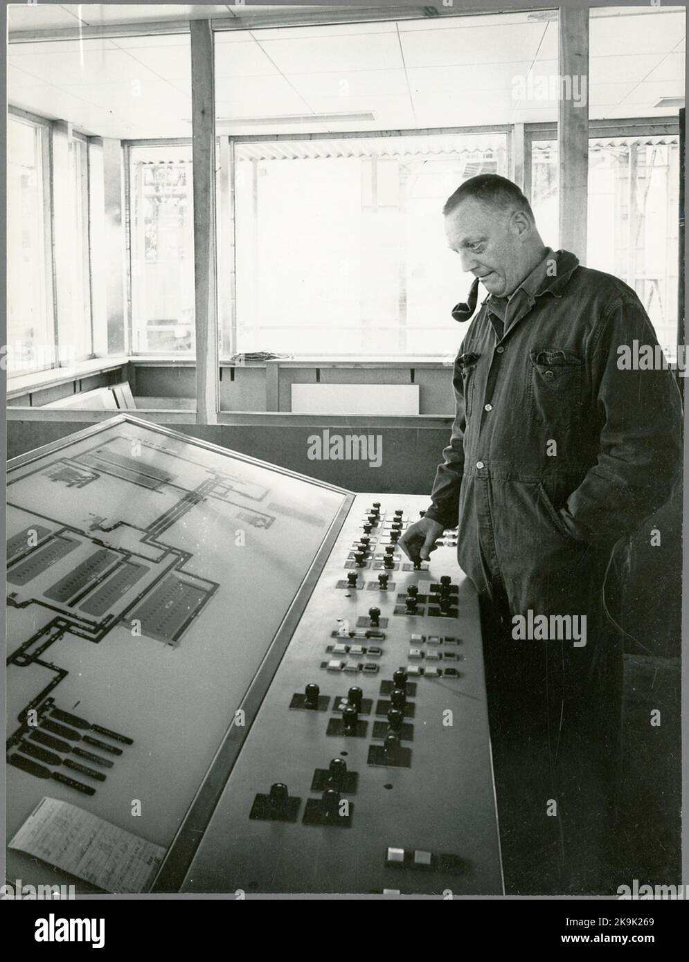 Ferrovie di Trafikaktiebolaget Grängesberg Oxelösund, personale TGOJ nelle sale di controllo. Foto Stock