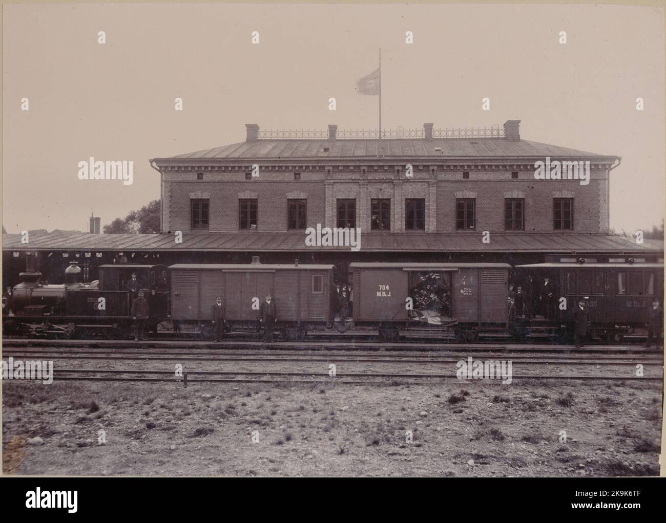 Stazione di Karlshamn. Sulla pista, è visibile la locomotiva a vapore della ferrovia di Middle Blekinge Mblj Lok 25 'F W von Otter'. Foto Stock
