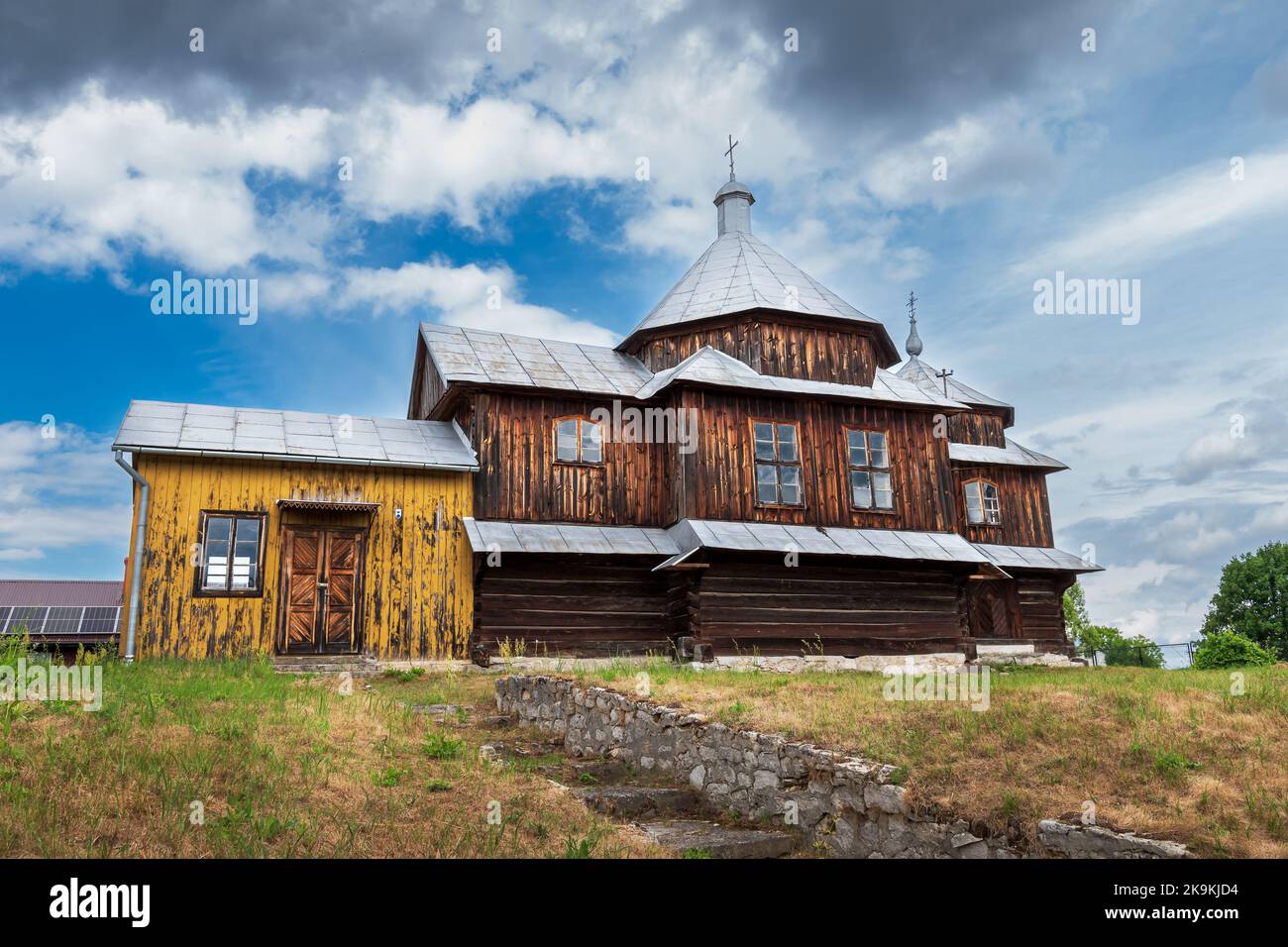 Una bella chiesa greco-cattolica in legno. Chotylub, Polonia Foto Stock