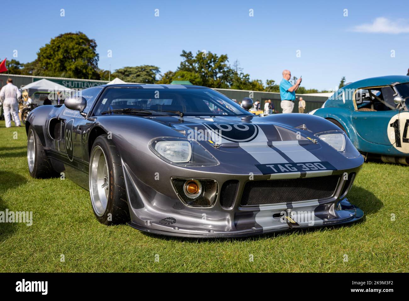 2009 CAV GT ‘TAG 390’ auto da corsa in mostra al Race Day Airshow tenutosi a Shuttleworth il 2nd ottobre 2022 Foto Stock