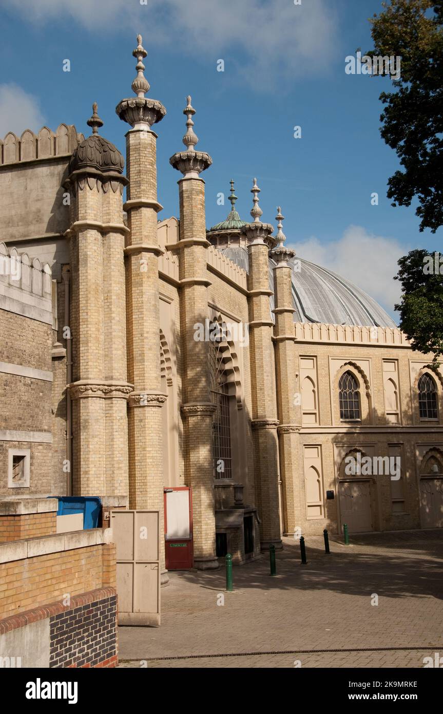 Brighton Pavilion, Brighton, Sussex, Regno Unito. Il Brighton Pavilion, con il suo stile indo-saraceno, è stato progettato per il Principe Regente da John Nash, e ha un b Foto Stock