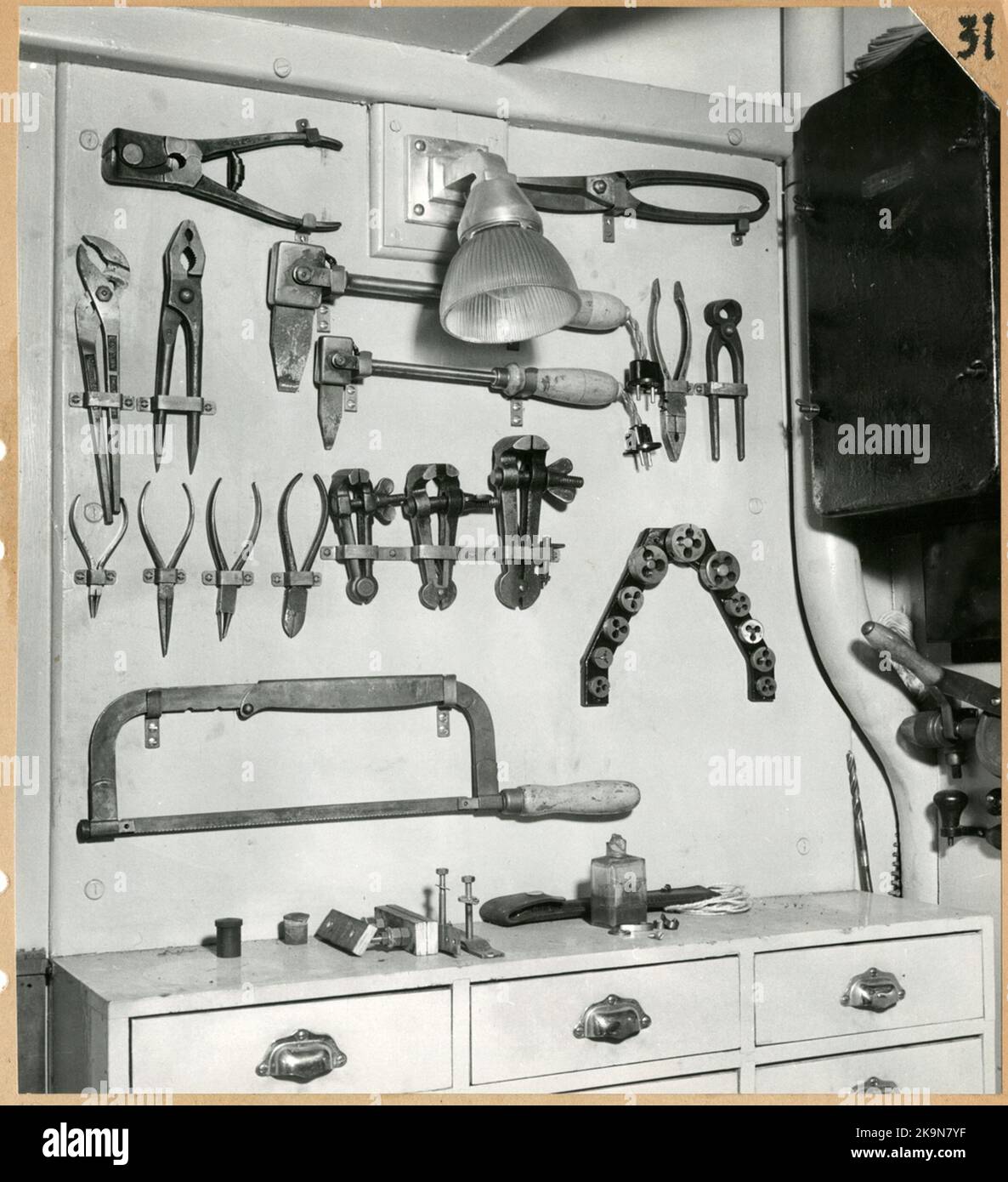 Fotografia dall'interno del carrello di misurazione francese Mauzin. Société Nationale des Chemins de Fer Francais, SNCF. Foto Stock