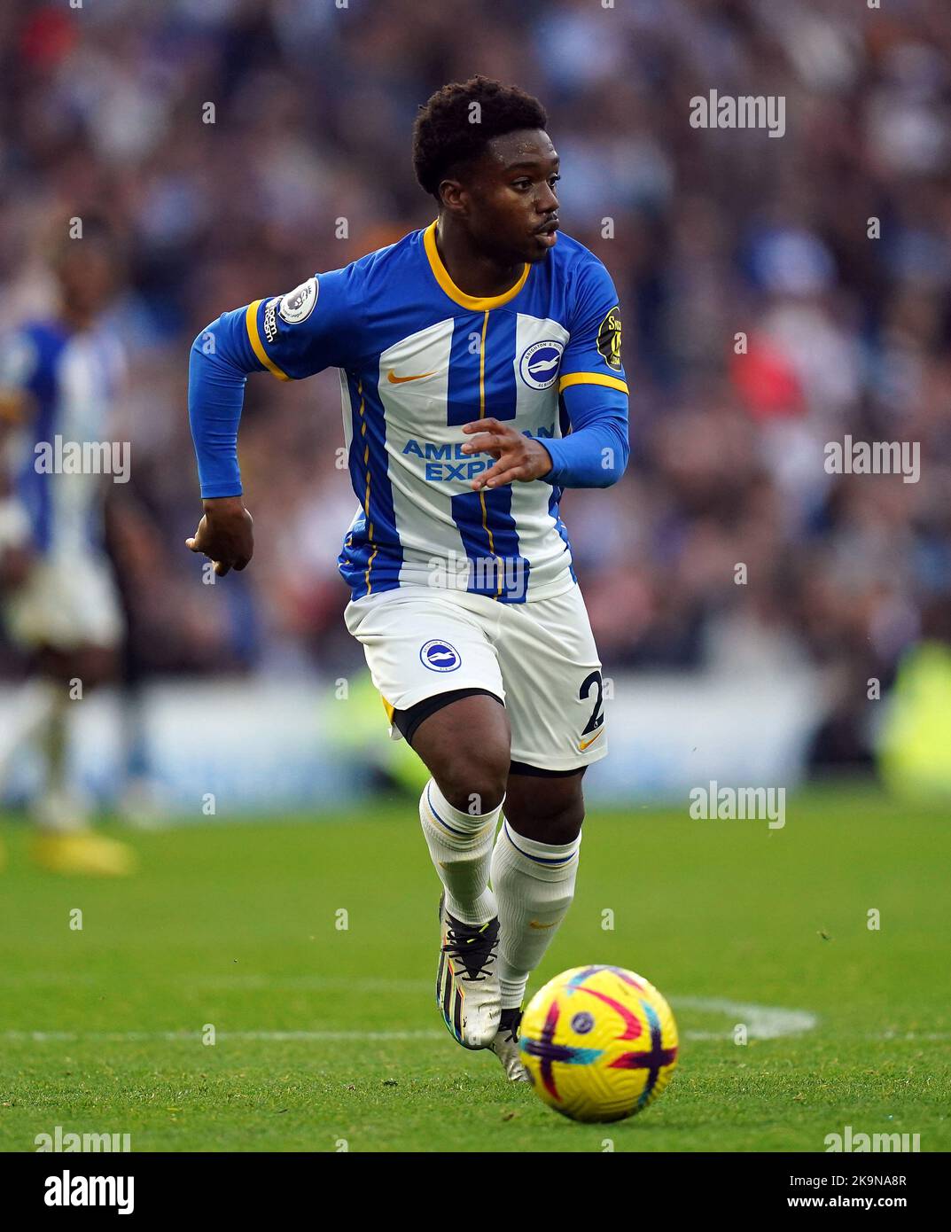 Brighton e Hove Albion's Tariq Lamptey durante la partita della Premier League presso l'Amex Stadium di Brighton. Data immagine: Sabato 29 ottobre 2022. Foto Stock