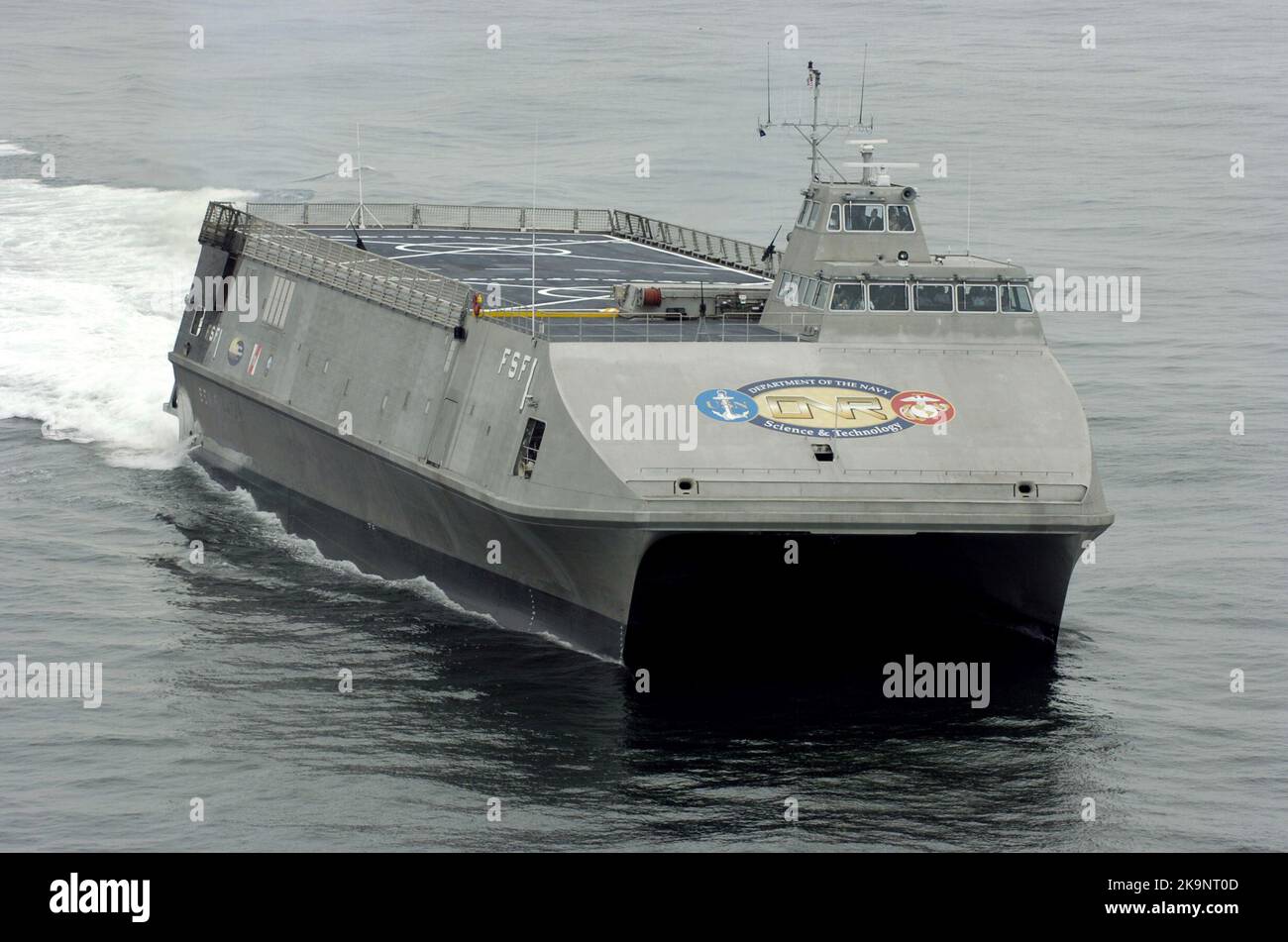 Il Littoral Surface Craft-Experimental LSC(X), sviluppato dall'Office of Naval Research and Christened Sea Fighter (FSF-1) una nave sperimentale da combattimento litoranea in servizio con la Marina degli Stati Uniti Foto Stock