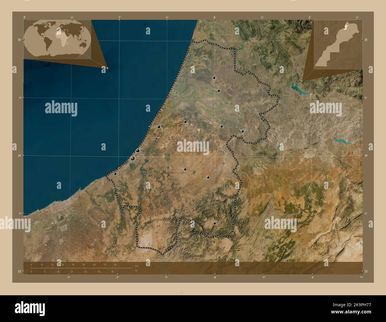 Rabat-sale-Kenitra, regione del Marocco. Mappa satellitare a bassa risoluzione. Posizioni delle principali città della regione. Mappe delle posizioni ausiliarie degli angoli Foto Stock