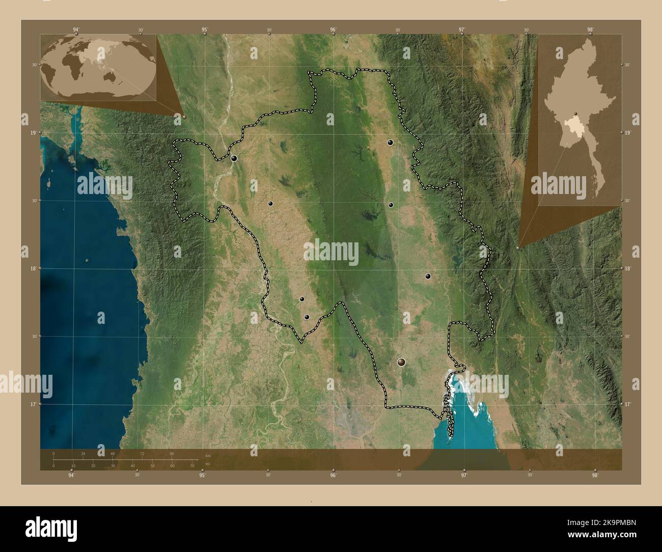 Bago, divisione di Myanmar. Mappa satellitare a bassa risoluzione. Posizioni delle principali città della regione. Mappe delle posizioni ausiliarie degli angoli Foto Stock
