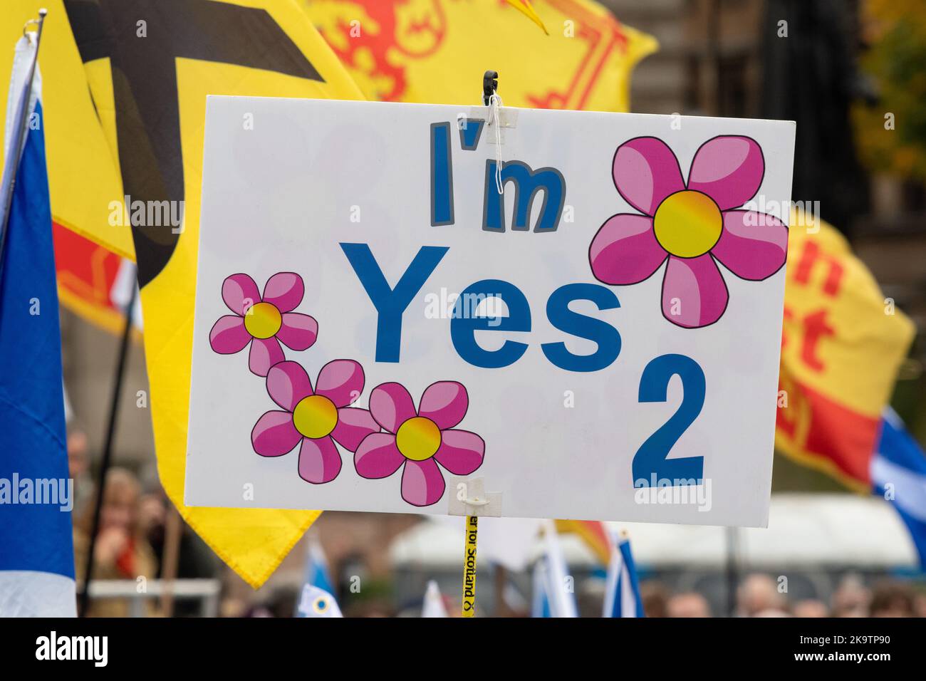 Scottish Independence referendum 2 (indyref2) banner i'm Yes 2 in Glasgow, Scotland at an Independence Rally in 2019 Foto Stock