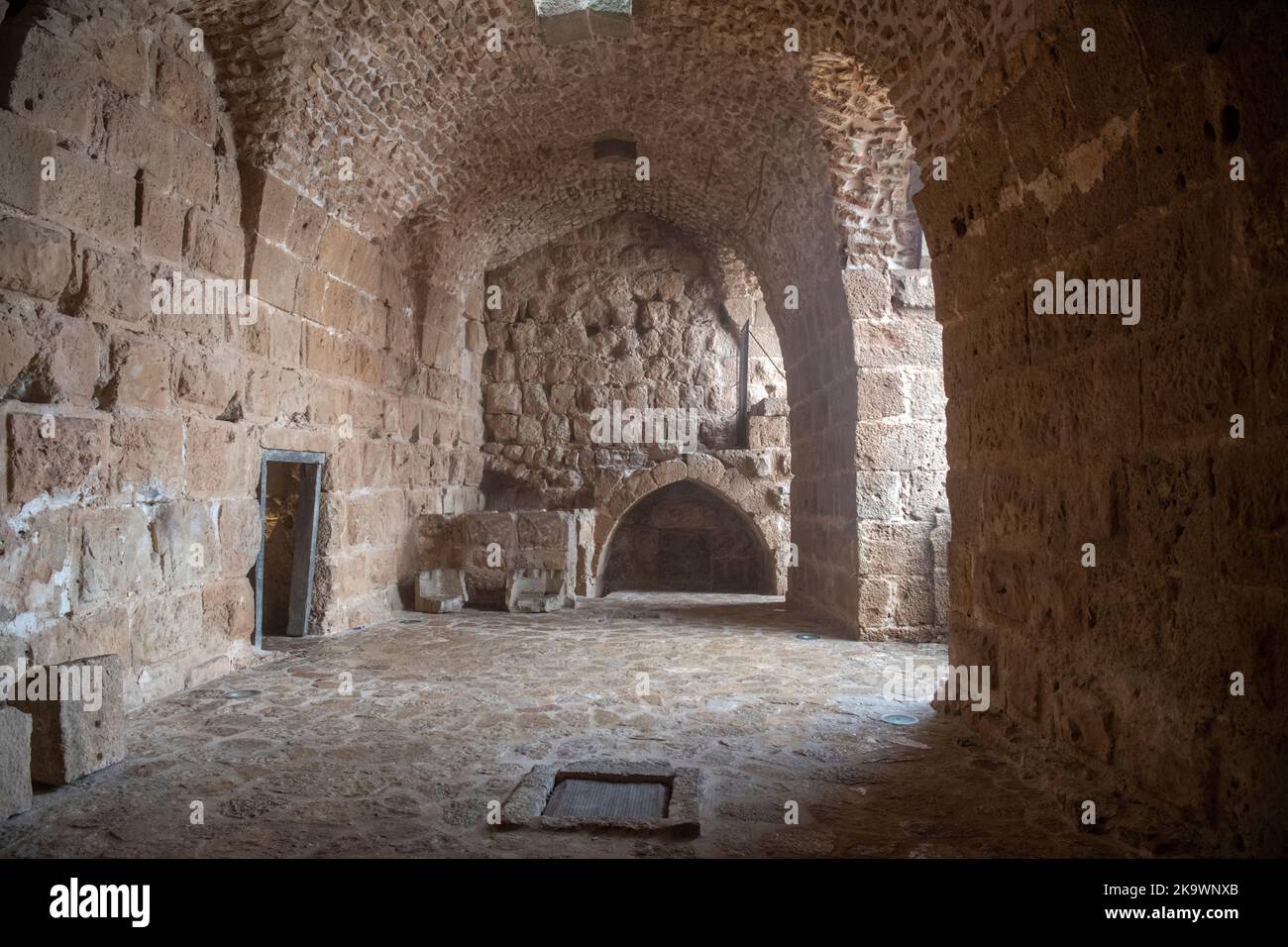 Ingresso interno 12th ° secolo Ajloun Castello nord Giordania Foto Stock