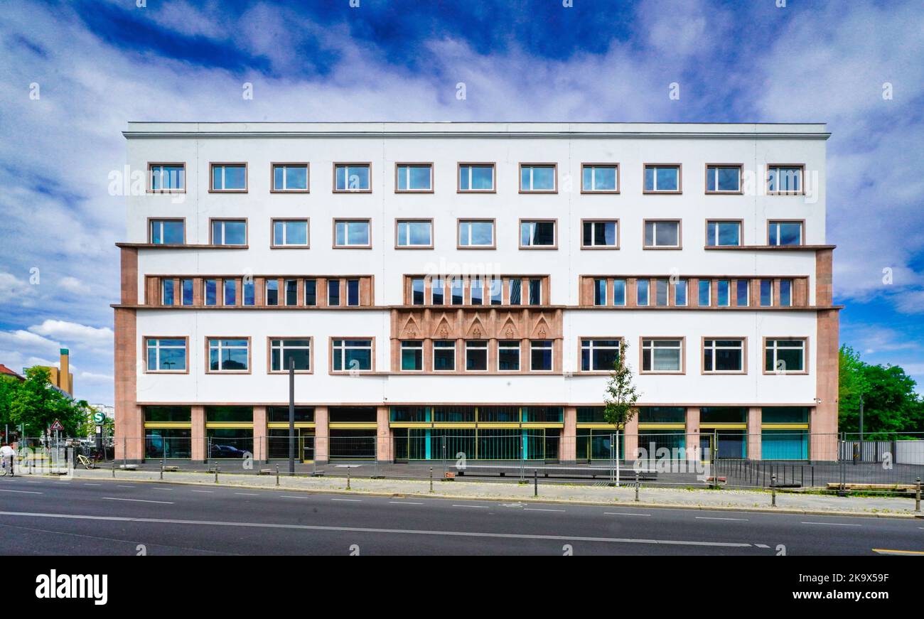 Deutschlandhaus, Berlino. Sitz der Stiftung Flucht, Vertreibung, Versöhnung Foto Stock