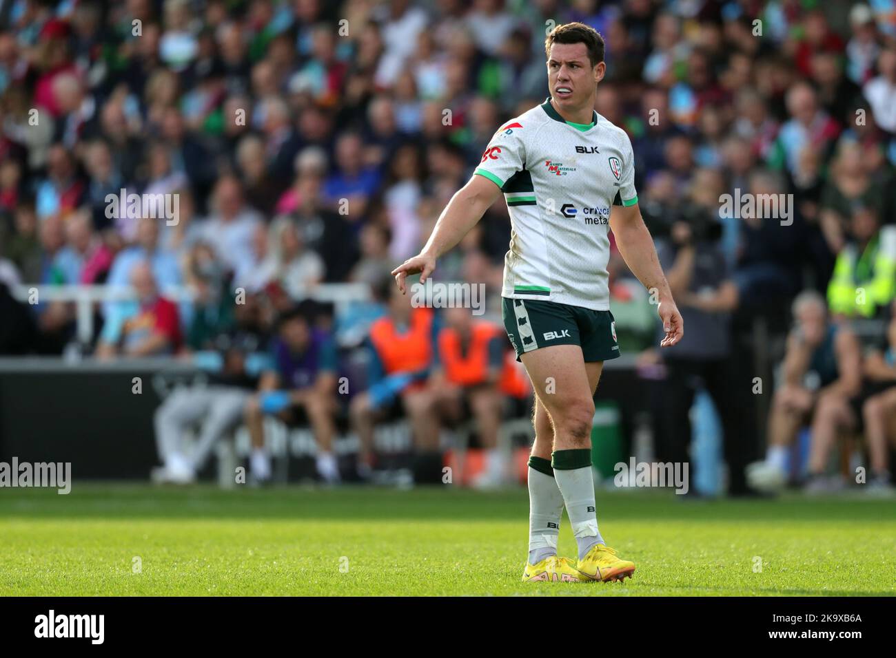 Londra, Regno Unito. 29th Ott 2022. USO EDITORIALE SOLO Londra irlandese Luca Morisi durante la partita di rugby Gallagher Premiership tra Harlequin e Londra irlandese al Twickenham Stoop, Londra. Data immagine: Sabato 29 ottobre 2022. Il credito fotografico dovrebbe essere: Ben Whitley/Alamy Credit: Ben Whitley/Alamy Live News Foto Stock